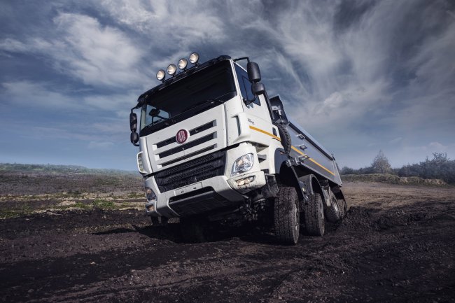 Tatra Phoenix kombinuje osvědčenou tatrováckou koncepci podvozku s moderními technologiemi.